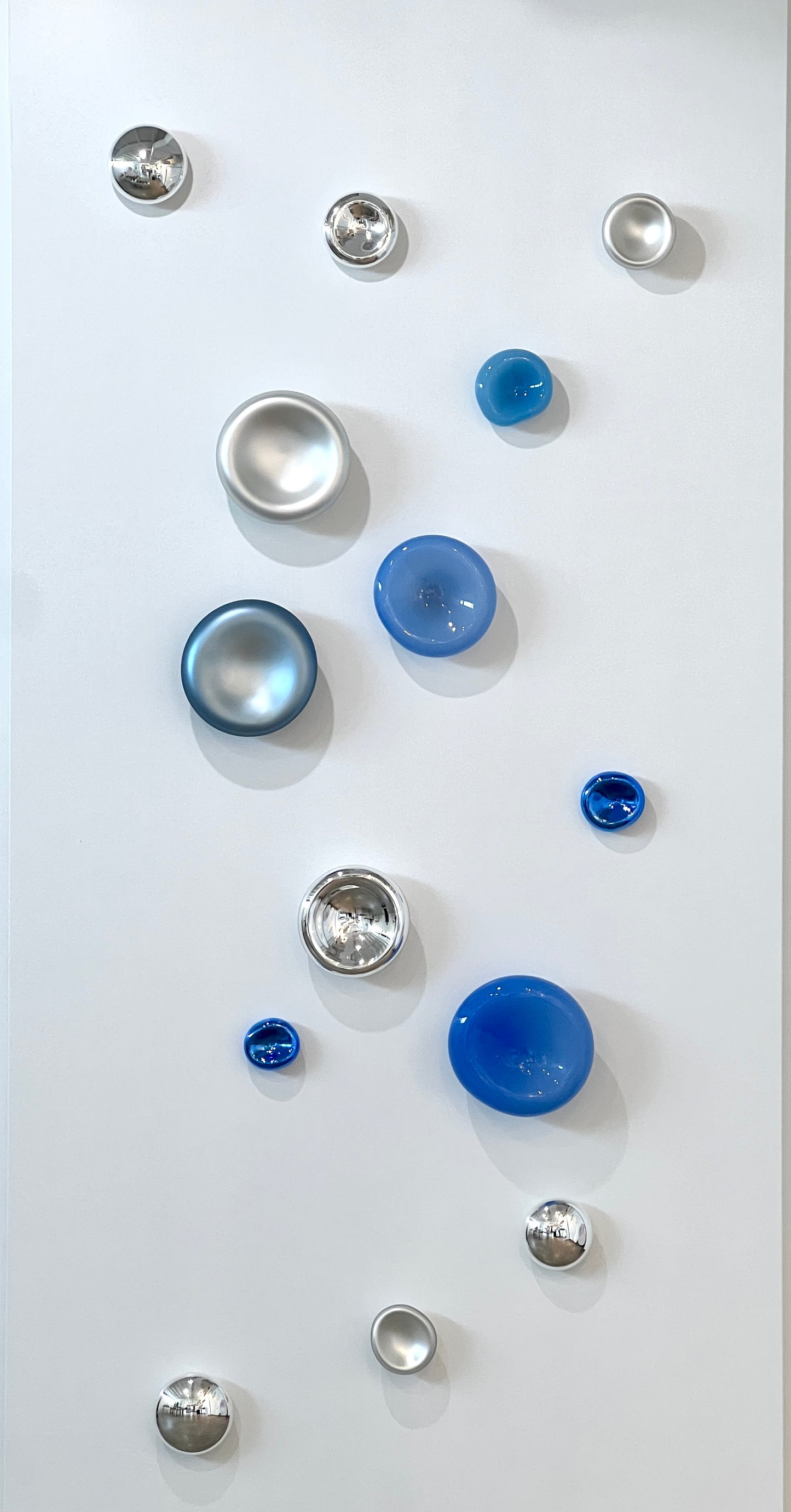 Wall Cells/Pearl, wall installation